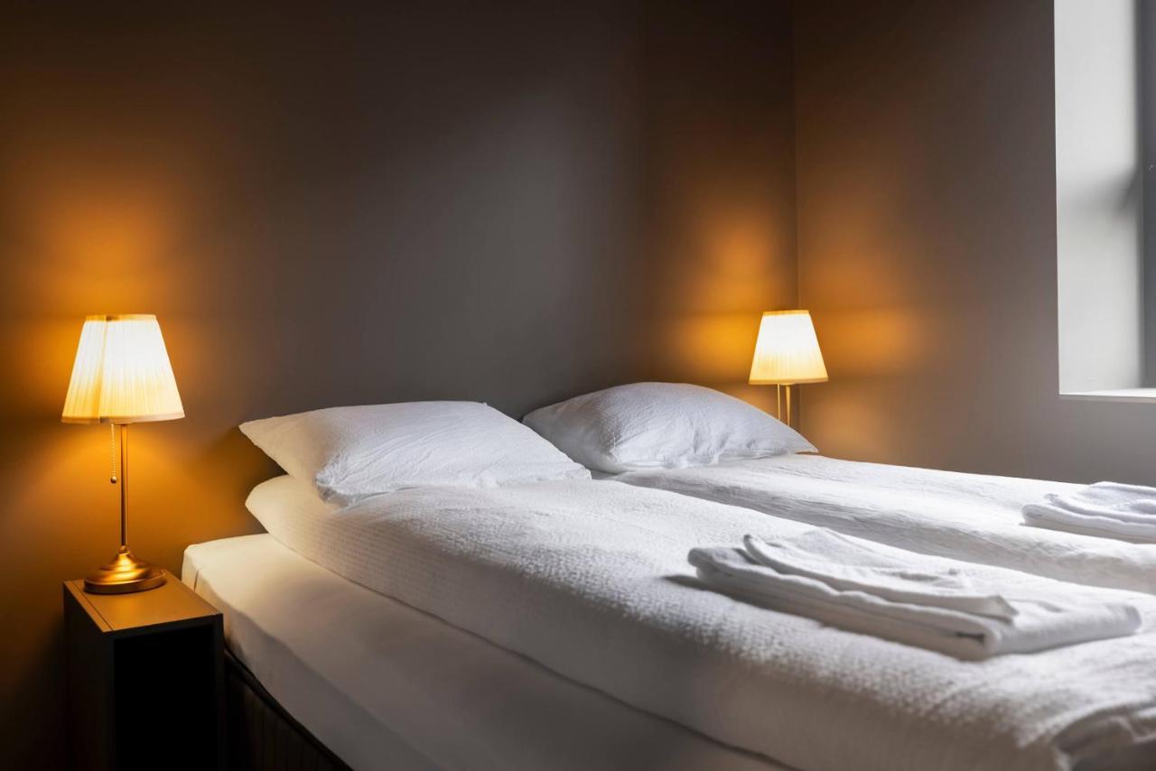 Aparthotel The New Post Office Vestmannaeyjar Esterno foto