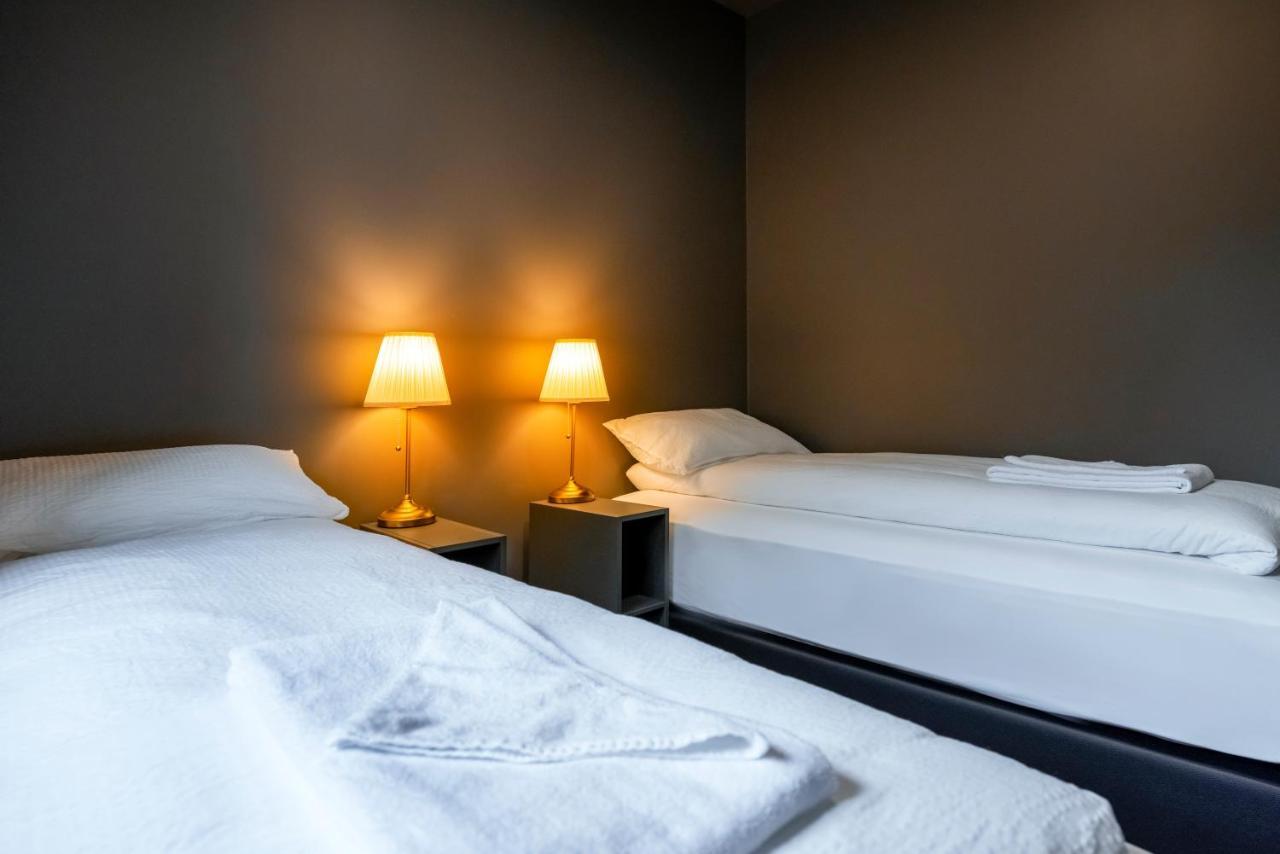 Aparthotel The New Post Office Vestmannaeyjar Esterno foto